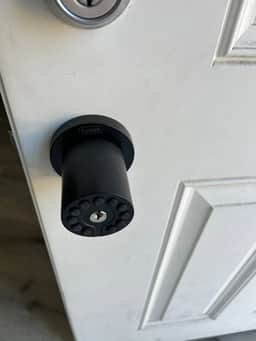 3bedroom 1block to beach 1