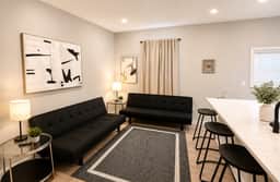 5 bedroom university area full kitchen, livingroom