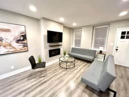 Point breeze, full house, 4 room,back yard.