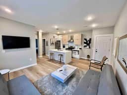 #7, Two bedroom, kitchen, beach across the street ..