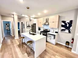 #7, Two bedroom, kitchen, beach across the street ..