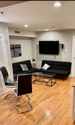 1 bedroom close to convention unit 3