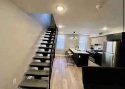 close to convention & centercity unit 4