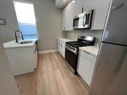 University area all new 3 bedroom livingroom.