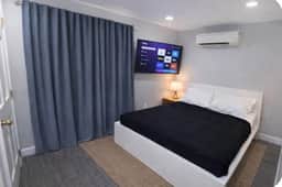 Close to Tropicana,boardwalk,beach,casino, parking