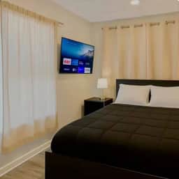 small 1bedroom, living room across from Tropicana