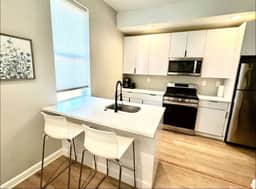 University area all new 3 bedroom livingroom.