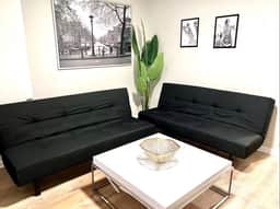 4 bedroom apartment, backyard, near convention.
