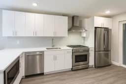Point breeze, full house, 4 bedroom, backyard.