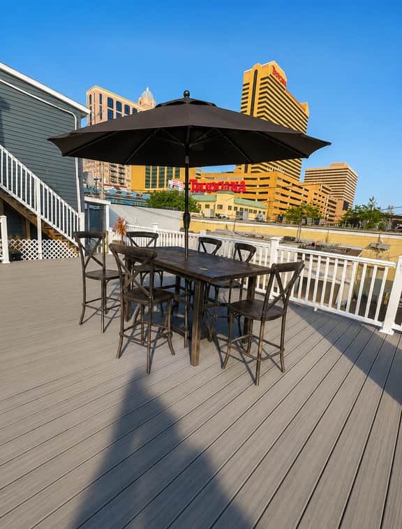 4 bedroom next to Tropicana casino ,unit 1