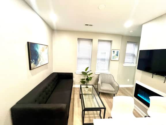Beach block 1bedroom , kitchen. B2