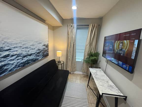 University 1 bedroom, kitchen , living room,#3.