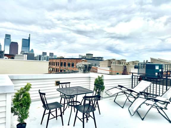 2 bedroom, Art museum, private roof deck.