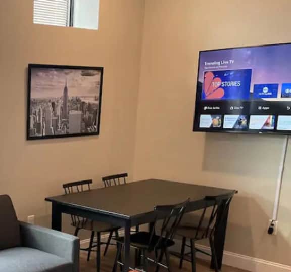 2 bedroom, Art museum, private roof deck.