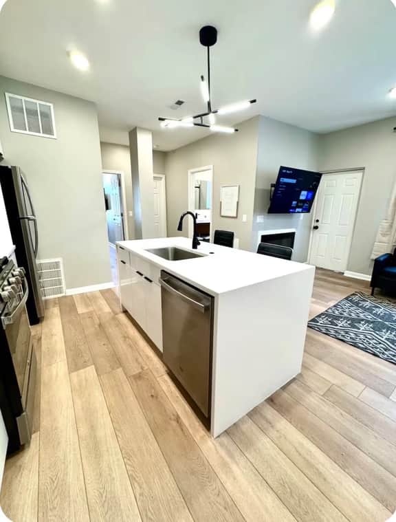 two bedroom one block from beach 38–7