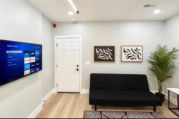 One bedroom close to Xfinity Arena Unit 2