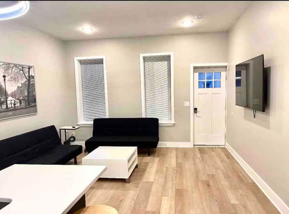 fullhouse university city 4 bed.