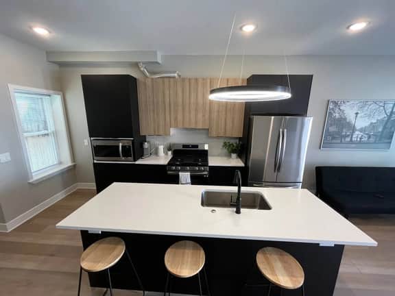 fullhouse university city 4 bed.