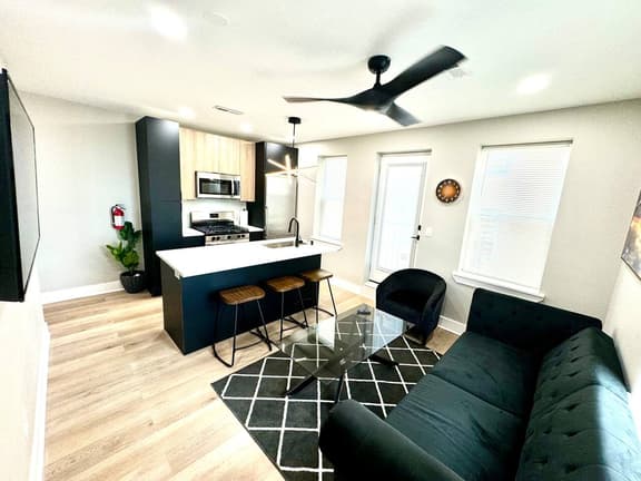 BeachBlock 2 bedroom brandnew 108-c4