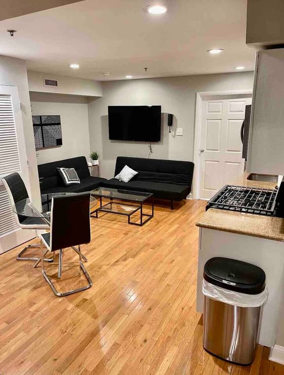 1 bedroom close to convention unit 3