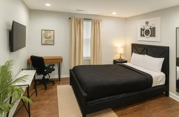 University city 1 bedroom , kitchen and livingroom