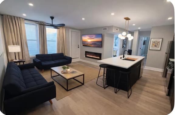 two bedroom with balcony one block to beach 38-4