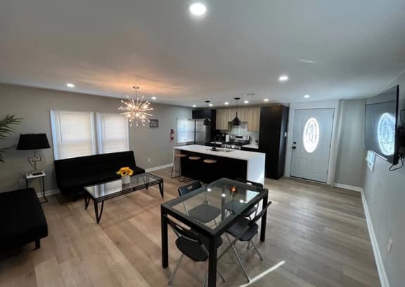 3 bedroom with deck across from tropicana casino#3