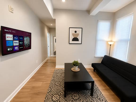 University area all new 3 bedroom livingroom.