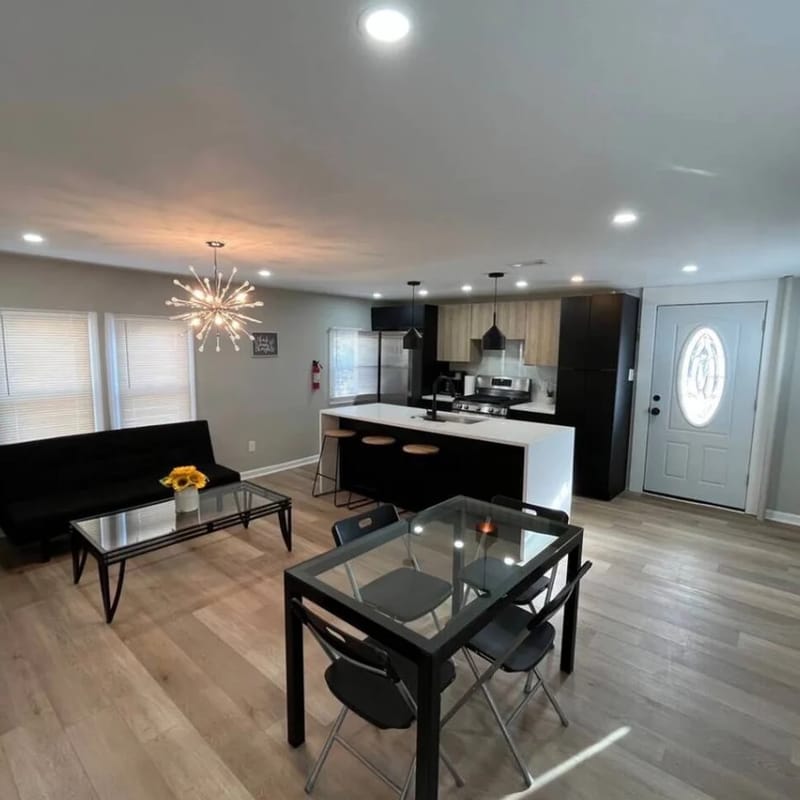 3 bedroom with deck across from tropicana casino#3